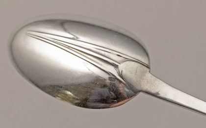 Sterling Silver Ribbed Rat Tail Trefid Teaspoons (Set of 12) - Haseler